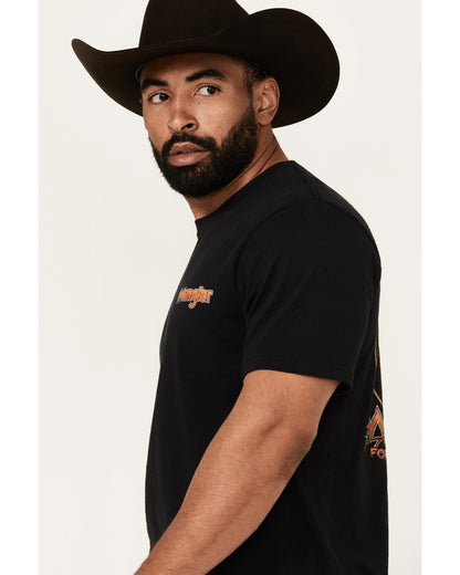 15625809177 Wrangler Men's Boot Barn Bucking Cowboy Short Sleeve Graphic T-Shirt Black Medium US